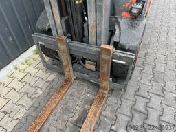 Linde H35D-02