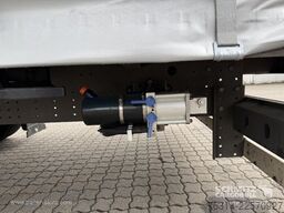 Schmitz Cargobull Curtainsider Mega Getränke