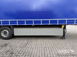 Schmitz Cargobull Curtainsider Standard Getränke
