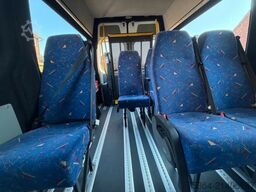 MERCEDES-BENZ Sprinter 313 Cdi 9Sitze+Rollstuhllift Klima Navi