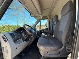 PEUGEOT Boxer 3.0 HDiF Maxi Klima Ahk Motor in Notlauf
