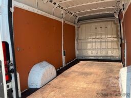 PEUGEOT Boxer 3.0 HDiF Maxi Klima Ahk Motor in Notlauf