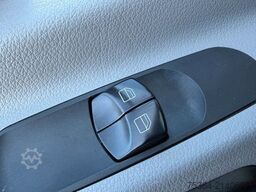 MERCEDES-BENZ Sprinter 313 Cdi 9Sitze+Rollstuhllift Klima Navi