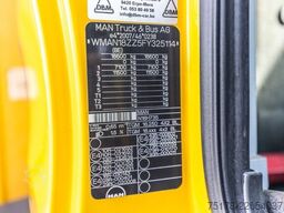 MAN TGM 18.250 BL + DHOLLANDIA 2T.