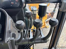 Volvo G 946 AWD (CE Certified / New Engine)