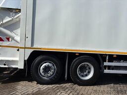 Scania P 320 + SEMAT + 6X2 STEERING + EURO 6 + PERFECT...