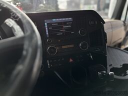 Mercedes-Benz Actros 2551