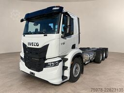 Iveco SWAY 320AD42