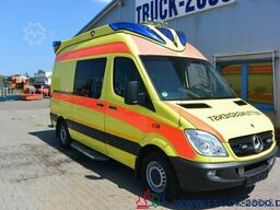 Mercedes-Benz Sprinter 316 RTW Ambulance Mobile Delfis Rettung