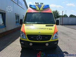 Mercedes-Benz Sprinter 316 RTW Ambulance Mobile Delfis Rettung