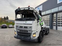 VOLVO FH16-650 6x6 X-Track Unfall