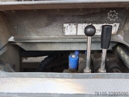 Volvo FM 330 5 car transporter KASSBOHRER, 4x2