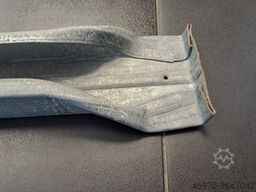 für 1.100 mm Ständertiefe/ Traversenauflage: 50 mm