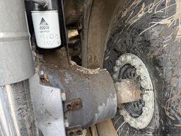 Challenger MT775E / LIKE NEW!