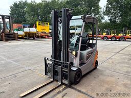 Still RX 20-20 2000kg TIPLO / Sideshift