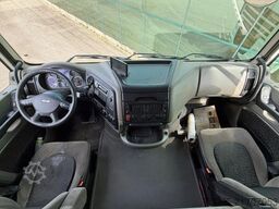 DAF XF 105.460 SSC EURO 5 ISOLATED BOX THERMO KING C