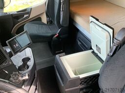 MERCEDES-BENZ Actros 1843 LS_ StreamSpace_ Retarder_ 2x Tank