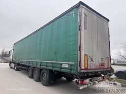 Schmitz Cargobull Curtainsider Mega
