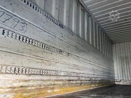 KRONE Wechselbrücke Koffer