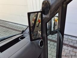 MERCEDES-BENZ 30 Sitzer Schul- Transferbus 519 Lagerfahrzeug