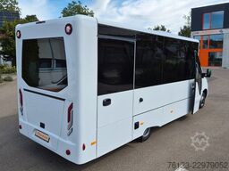 MERCEDES-BENZ 30 Sitzer Schul- Transferbus 519 Lagerfahrzeug