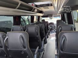 MERCEDES-BENZ 519  Allrad 4 x 4  20 / 23 Sitzer schnelle Liefe