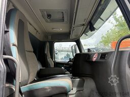Volvo FM 330 6X2*4