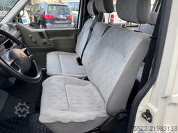 VW T 4 Bus Syncro - viele neue Blechteile