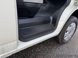 VW T 4 Bus Syncro - viele neue Blechteile
