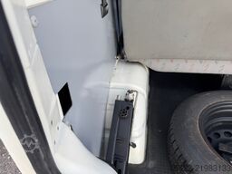 VW T 4 Bus Syncro - viele neue Blechteile
