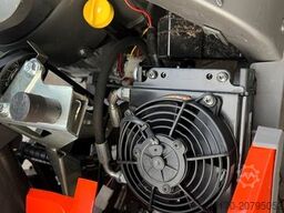  Husquarna RC 320Ts AWD / Rasenmäher / nur 7,6h !