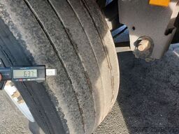 SCHMITZ CARGOBULL SKO24/L-13.4 FP 60- THERMO KING-Rohrbahnen