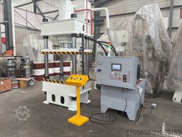 Nanjing Asia Machine Mfg. Co., Ltd. YQ32-315 Four-column Hydraulic Press