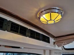 MERCEDES-BENZ Vorgänger Sprinter O 319 Samba mit Faltdach AC