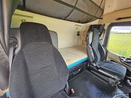 MERCEDES-BENZ ACTROS 1843