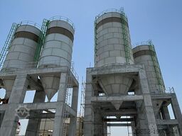 Polygonmach 300 TONS BOLTED TYPE CEMENT SILO