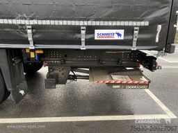Schmitz Cargobull Semitrailer Curtainsider Standard Hayon