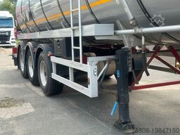 KÄSSBOHRER Bitumen 32.000L ADR FL/AT Alufelgen Liftachse