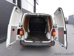 Volkswagen Transporter 2.0 TDI EURO 6 - Airco - Navi - Cru...