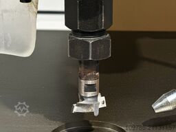 SCM R9