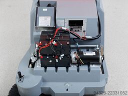 Hako Hamster 500 E - NEW BATTERIES - 2400m²/h
