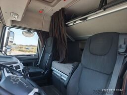 DAF 26.450 XF 6X2 EURO 6