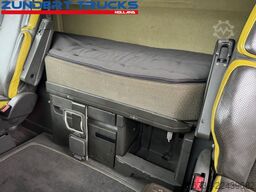 Volvo FH16-750 GLOBETROTTER, 8x4