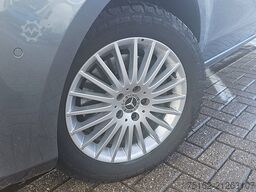 MERCEDES-BENZ VITO 119 CDI L2 FULL-LED 4MATIC !