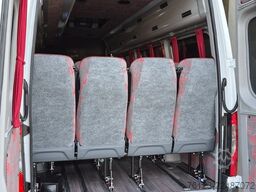 MERCEDES-BENZ Sprinter 420 Elektro bis zu 19 Schlafsessel