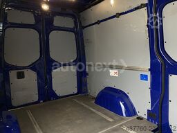 MERCEDES-BENZ Sprinter 317 *2x SCHIEBETÜR* AHK 2,8t+KAMERA+NAV
