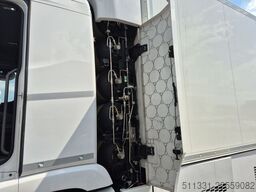 HYUNDAI  XCIENT FUEL CELL 6x 2QZHZ – 6x2