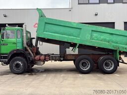 Renault G 300 MAXTER (GRAND PONT / POMPE MANUELLE / 6X4)