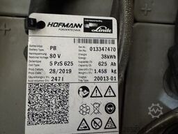 Linde E30L mit teleskopierbaren Zinken
