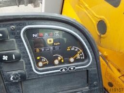 JCB 525-60